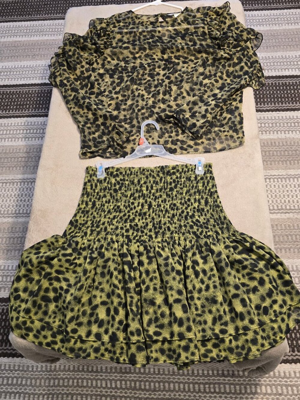 H&M matching summer blouse and skirt